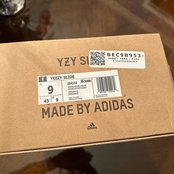 Azure Yeezy Slides main image 4